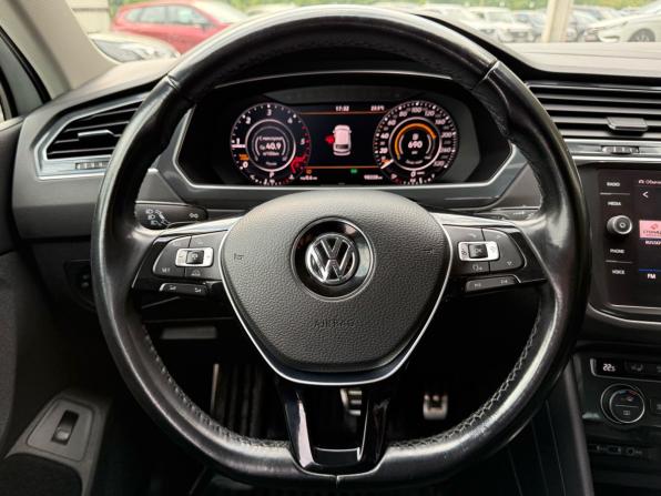 Volkswagen Tiguan II с пробегом 2018 года, цена 2 680 000 рублей, 98336 км, внедорожник, Автокод Объявления