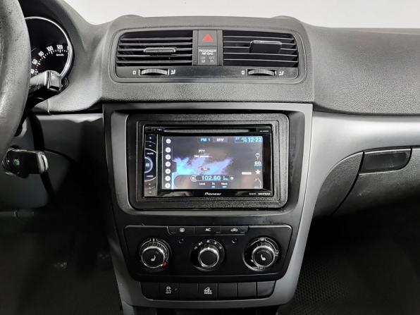 Skoda Yeti I с пробегом 2012 года, цена 880 000 рублей, 169900 км, внедорожник, Автокод Объявления