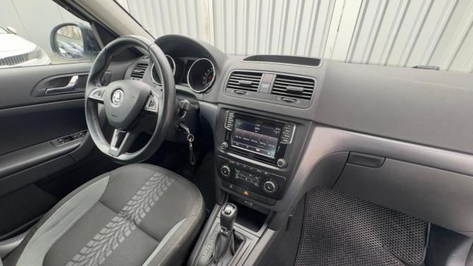 Skoda Yeti I Рестайлинг с пробегом 2017 года, цена 1 544 000 рублей, 126000 км, внедорожник, Автокод Объявления
