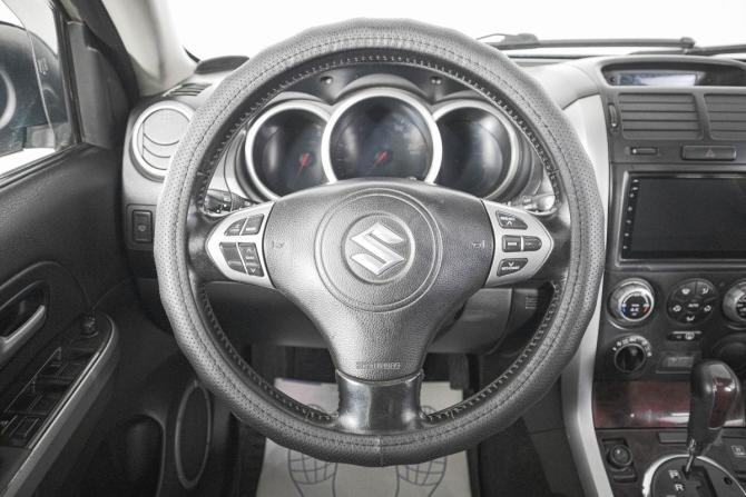Suzuki Grand Vitara II с пробегом 2006 года, цена 889 000 рублей, 304530 км, внедорожник, Автокод Объявления