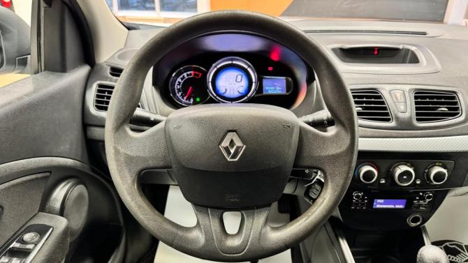 Renault Fluence I Рестайлинг с пробегом 2013 года, цена 599 000 рублей, 185442 км, седан, Автокод Объявления