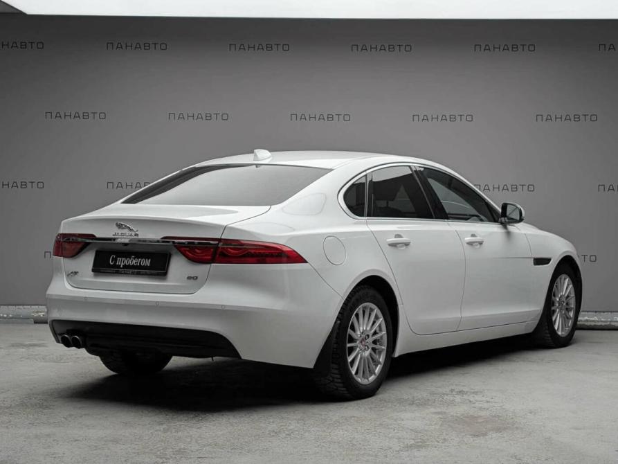 Jaguar XF II Москва  - изображение 5
