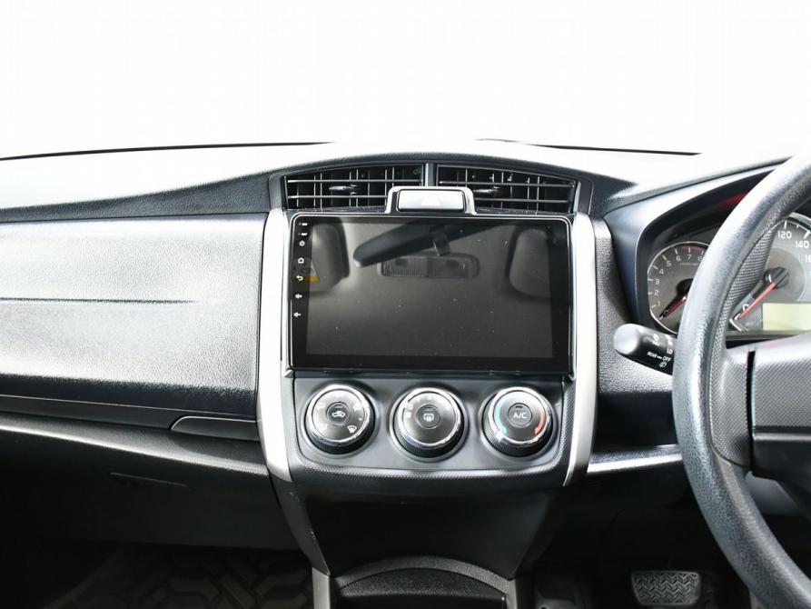 Toyota Corolla XI (E160 E170) Рестайлинг 2 Новосибирск  - изображение 16