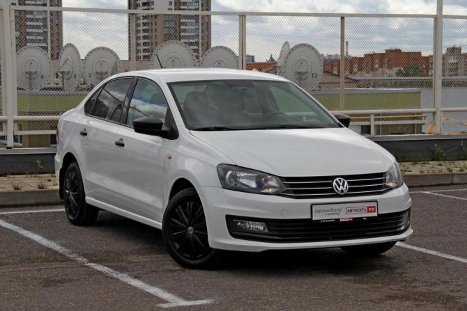 Volkswagen Polo V Рестайлинг с пробегом 2017 года, цена 1 193 300 рублей, 57354 км, седан, Автокод Объявления