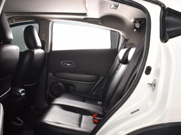 Honda Vezel I Рестайлинг с пробегом 2021 года, цена 1 914 995 рублей, 47299 км, внедорожник, Автокод Объявления