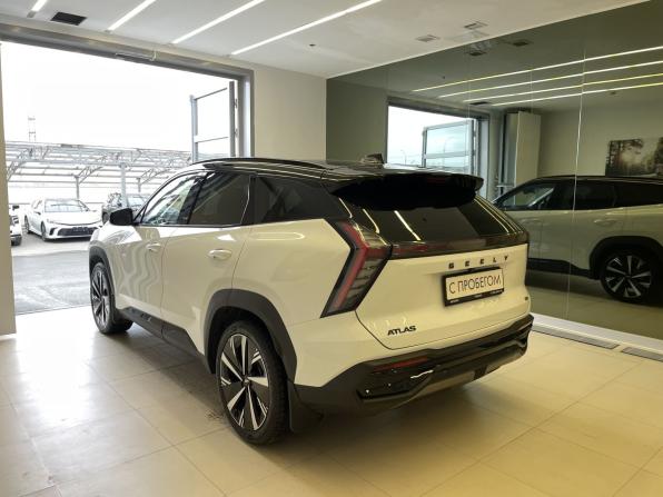Geely Atlas II с пробегом 2024 года, цена 3 080 000 рублей, 50200 км, внедорожник, Автокод Объявления