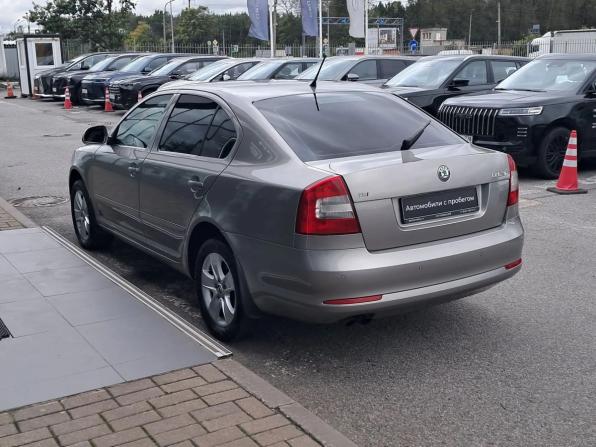 Skoda Octavia II (A5) Рестайлинг с пробегом 2012 года, цена 1 045 000 рублей, 109042 км, лифтбек, Автокод Объявления