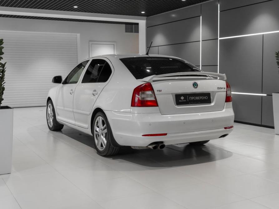 Skoda Octavia II (A5) Рестайлинг Москва  - изображение 4