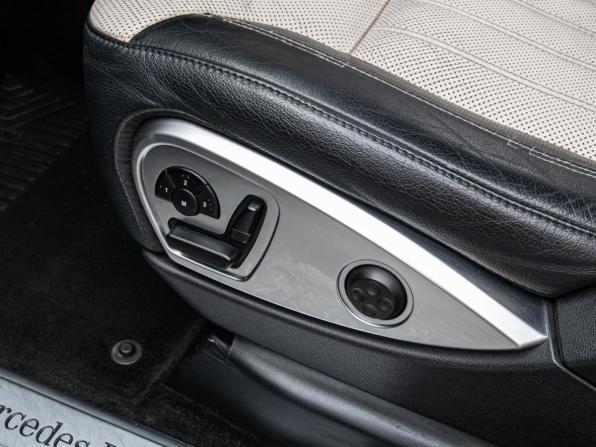 Mercedes-Benz GL-Класс I (X164) Рестайлинг с пробегом 2012 года, цена 1 970 000 рублей, 324745 км, внедорожник, Автокод Объявления