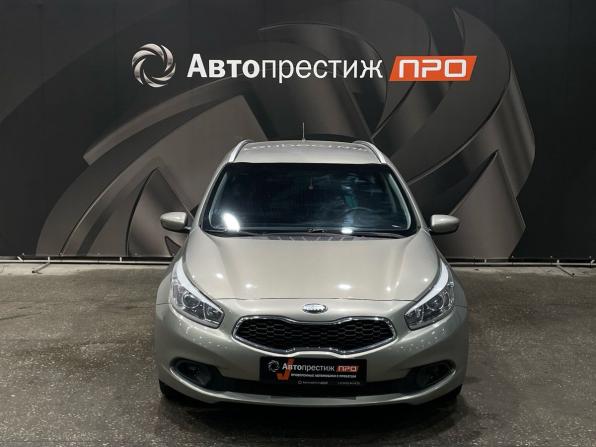 Kia Ceed II с пробегом 2012 года, цена 870 000 рублей, 187231 км, универсал, Автокод Объявления