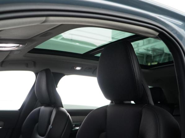 Volvo V90 Cross Country I Рестайлинг с пробегом 2022 года, цена 5 499 777 рублей, 26642 км, универсал, Автокод Объявления