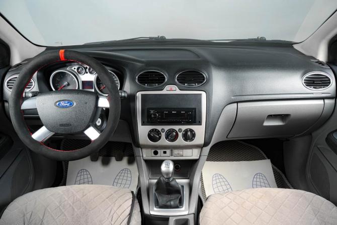 Ford Focus II Рестайлинг с пробегом 2011 года, цена 509 000 рублей, 388263 км, седан, Автокод Объявления