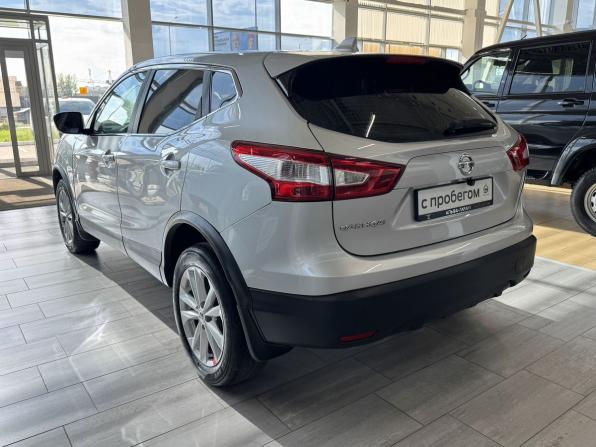 Nissan Qashqai II с пробегом 2017 года, цена 1 350 000 рублей, 144247 км, внедорожник, Автокод Объявления