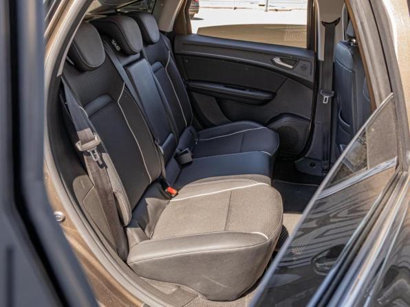 Renault Arkana I с пробегом 2019 года, цена 1 499 000 рублей, 102287 км, внедорожник, Автокод Объявления