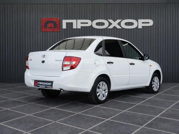 Lada (ВАЗ) Granta I с пробегом 2017 года, цена 477 000 рублей, 172707 км, седан, Автокод Объявления