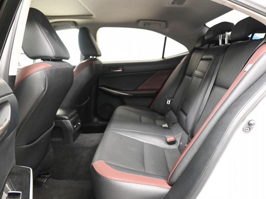 Lexus IS III Рестайлинг Ростов-на-Дону  - изображение 10