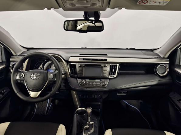 Toyota RAV4 IV (XA40) с пробегом 2015 года, цена 1 777 000 рублей, 178650 км, внедорожник, Автокод Объявления
