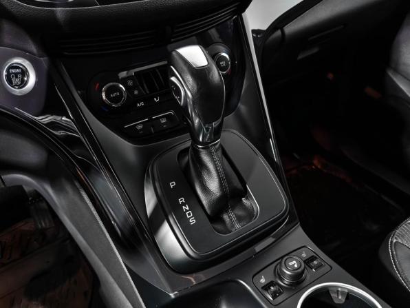 Ford Kuga II Рестайлинг с пробегом 2016 года, цена 1 580 000 рублей, 62855 км, внедорожник, Автокод Объявления