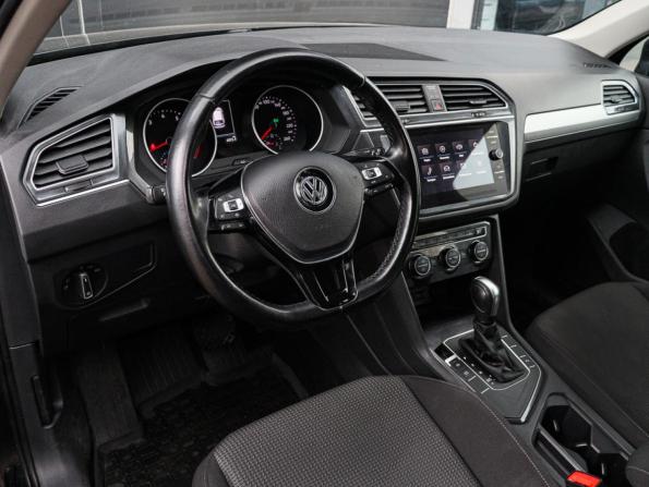 Volkswagen Tiguan II с пробегом 2019 года, цена 2 370 000 рублей, 78867 км, внедорожник, Автокод Объявления
