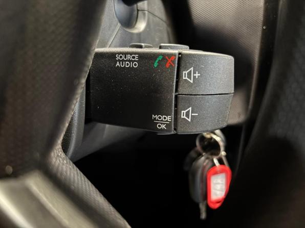 Renault Duster I Рестайлинг с пробегом 2015 года, цена 1 119 000 рублей, 93000 км, внедорожник, Автокод Объявления