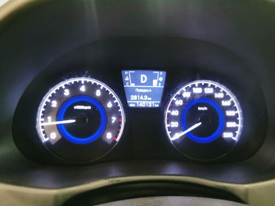Hyundai Solaris I Москва  - изображение 15