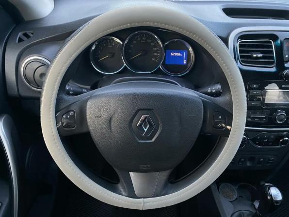 Renault Sandero II Рестайлинг с пробегом 2018 года, цена 975 000 рублей, 62905 км, хэтчбек, Автокод Объявления