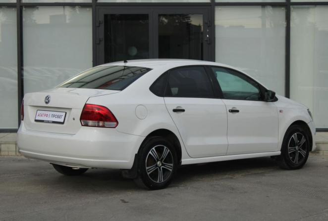 Volkswagen Polo V с пробегом 2011 года, цена 380 000 рублей, 350972 км, седан, Автокод Объявления