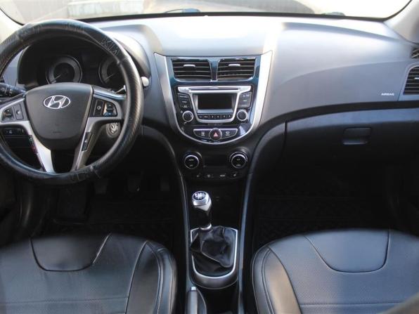 Hyundai Solaris I Рестайлинг с пробегом 2015 года, цена 810 000 рублей, 159266 км, седан, Автокод Объявления