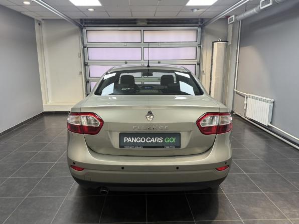 Renault Fluence I Рестайлинг с пробегом 2014 года, цена 950 000 рублей, 121989 км, седан, Автокод Объявления