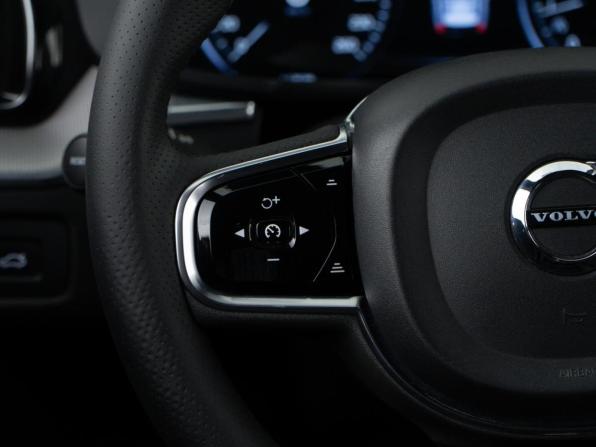 Volvo XC60 II с пробегом 2018 года, цена 3 394 444 рубля, 112528 км, внедорожник, Автокод Объявления
