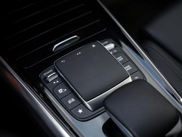 Mercedes-Benz GLA II (H247) с пробегом 2021 года, цена 3 499 000 рублей, 68181 км, внедорожник, Автокод Объявления