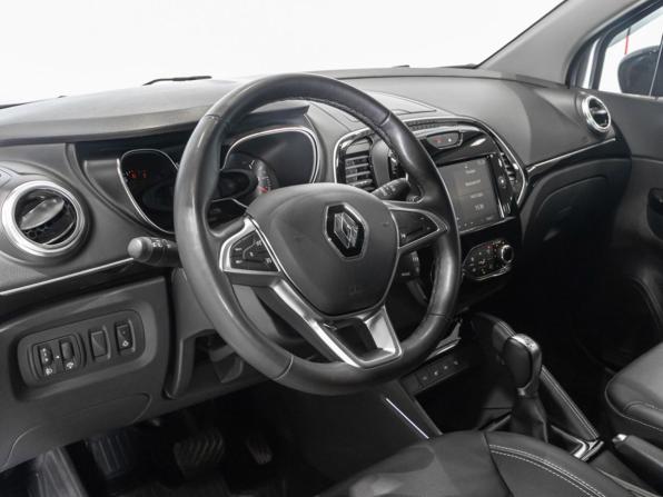 Renault Kaptur I Рестайлинг с пробегом 2020 года, цена 1 805 000 рублей, 51300 км, внедорожник, Автокод Объявления