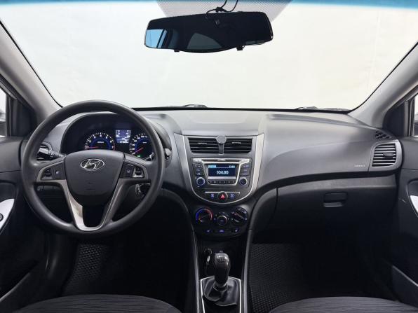 Hyundai Solaris I Рестайлинг с пробегом 2014 года, цена 999 000 рублей, 107860 км, седан, Автокод Объявления