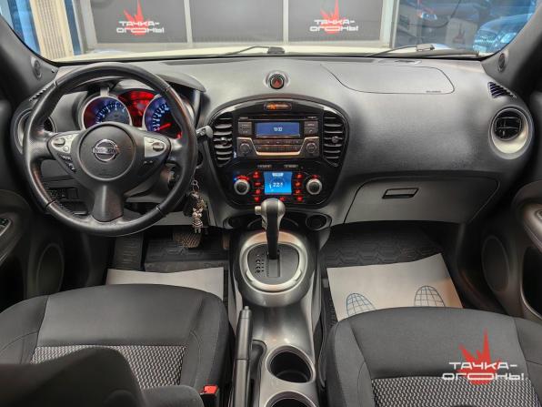 Nissan Juke I Рестайлинг с пробегом 2015 года, цена 1 298 000 рублей, 39000 км, внедорожник, Автокод Объявления