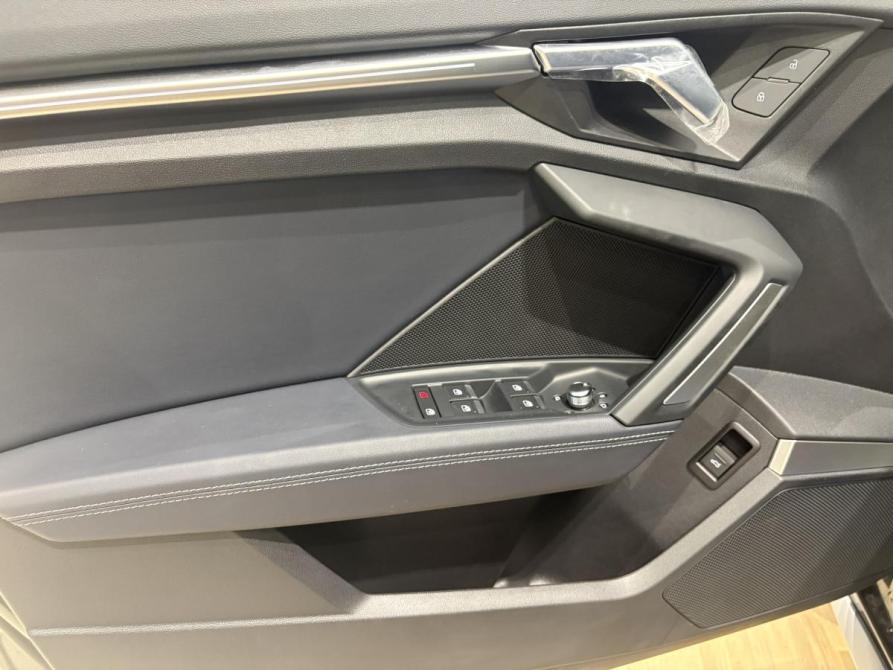 Audi A3 IV (8Y) Рестайлинг Санкт-Петербург  - изображение 9