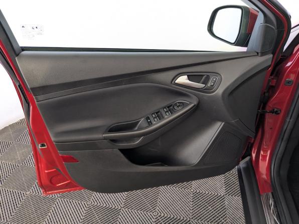 Ford Focus III Рестайлинг с пробегом 2016 года, цена 1 150 000 рублей, 67291 км, хэтчбек, Автокод Объявления