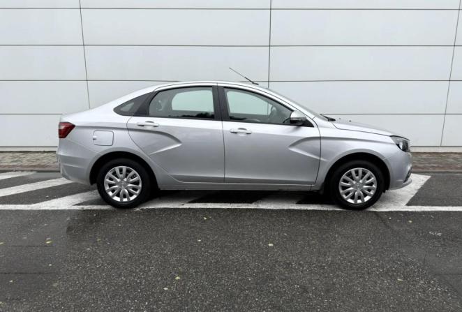 Lada (ВАЗ) Vesta I с пробегом 2017 года, цена 850 000 рублей, 135000 км, седан, Автокод Объявления