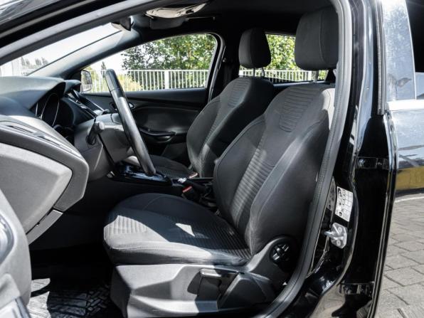 Ford Focus III Рестайлинг с пробегом 2016 года, цена 1 224 000 рублей, 165548 км, хэтчбек, Автокод Объявления