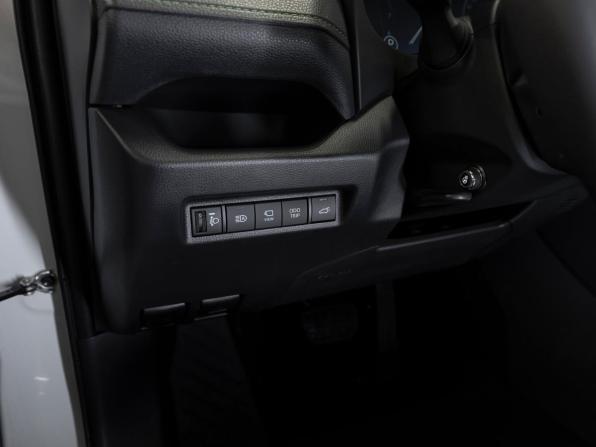 Toyota RAV4 V (XA50) с пробегом 2025 года, цена 4 200 000 рублей, 50 км, внедорожник, Автокод Объявления