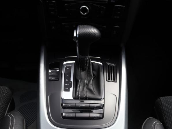 Audi Q5 I (8R) Рестайлинг с пробегом 2015 года, цена 1 999 000 рублей, 171670 км, внедорожник, Автокод Объявления