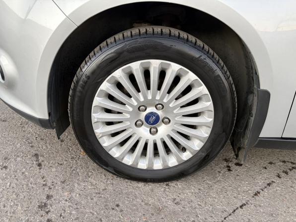 Ford Focus III с пробегом 2012 года, цена 779 000 рублей, 130463 км, универсал, Автокод Объявления