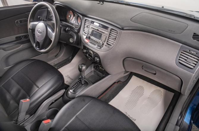 Kia Rio II Рестайлинг с пробегом 2010 года, цена 569 000 рублей, 235000 км, седан, Автокод Объявления