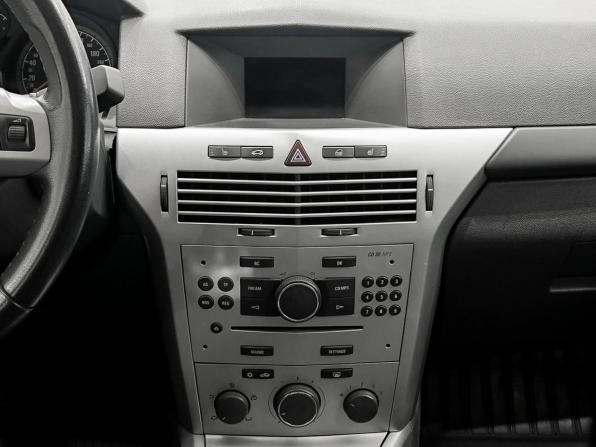 Opel Astra H Рестайлинг с пробегом 2011 года, цена 499 000 рублей, 170230 км, седан, Автокод Объявления