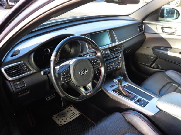 Kia Optima IV с пробегом 2017 года, цена 2 069 000 рублей, 71638 км, седан, Автокод Объявления