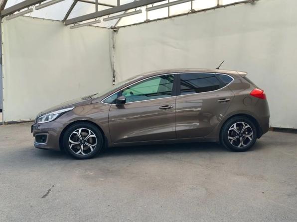 Kia Ceed II Рестайлинг с пробегом 2015 года, цена 1 290 000 рублей, 173582 км, хэтчбек, Автокод Объявления