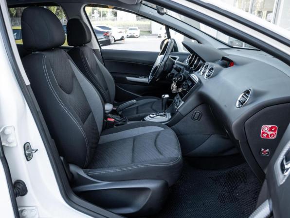 Peugeot 408 I с пробегом 2013 года, цена 649 000 рублей, 174480 км, седан, Автокод Объявления