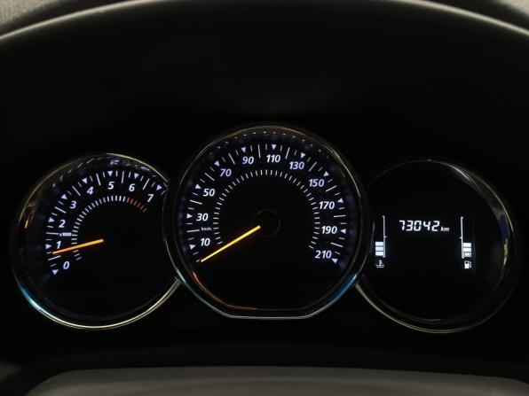Renault Logan II Рестайлинг с пробегом 2019 года, цена 1 099 000 рублей, 73040 км, седан, Автокод Объявления