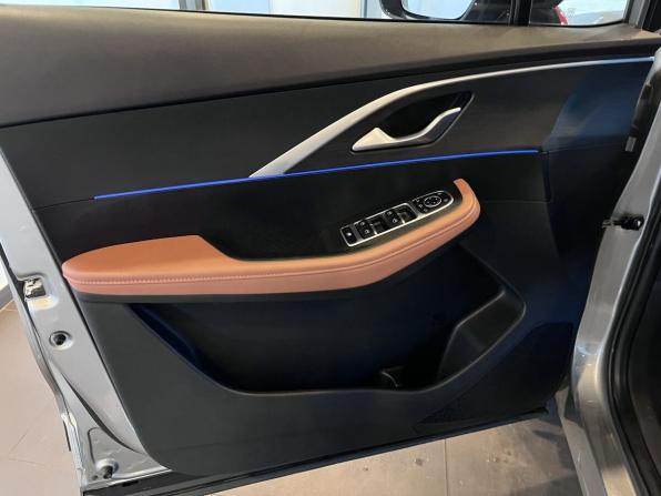 Omoda C5 I с пробегом 2023 года, цена 2 175 000 рублей, 53876 км, внедорожник, Автокод Объявления