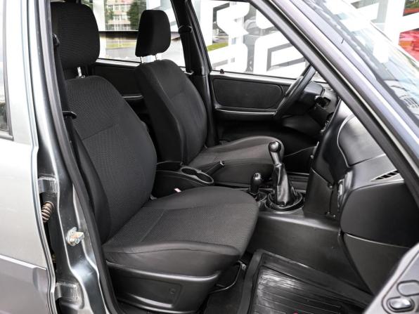 Chevrolet Niva I Рестайлинг с пробегом 2014 года, цена 680 000 рублей, 148688 км, внедорожник, Автокод Объявления