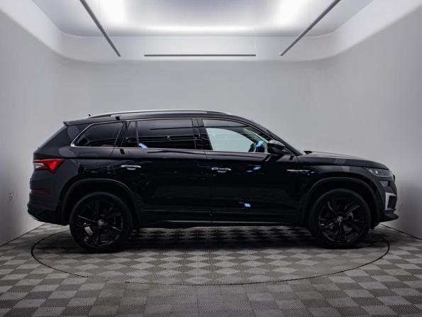Skoda Kodiaq I Рестайлинг с пробегом 2023 года, цена 4 470 000 рублей, 33000 км, внедорожник, Автокод Объявления